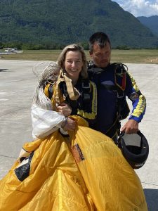 Pristanek_skok s padalom